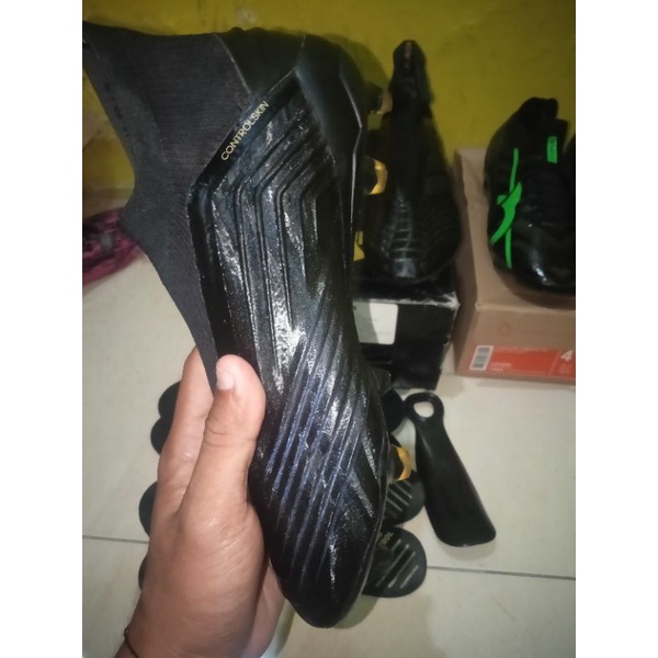 sepatu bola adidas predator +19 (second