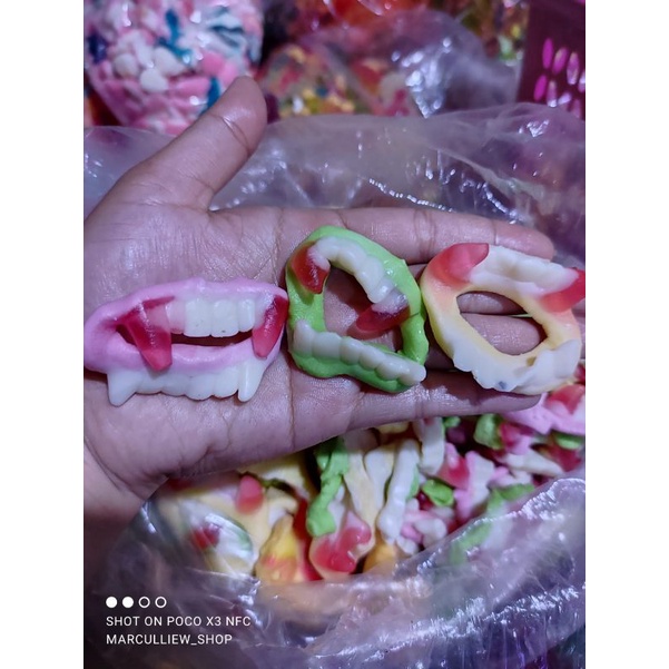 yupi gummy pangs yupi gigi taring 500gr