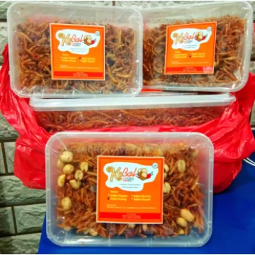 

KENTANG BALADO 3 IN 1 ( ORIGINAL, KACANG, TERI )KentangMustofaKripik300gx3pcsDALAM1paket