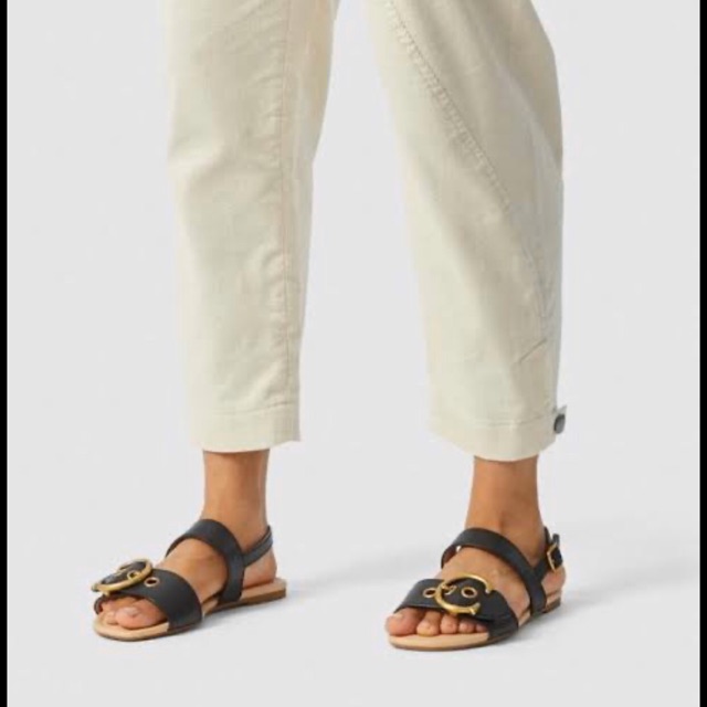 TERMURAH Ready stock Jen sandal coach buckle strap original