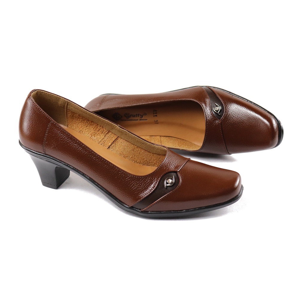 Sepatu Pantofel Wanita Formal Kerja Kantoran Bahan Kulit Asli Warna Coklat Hak 5cm Grutty AX411