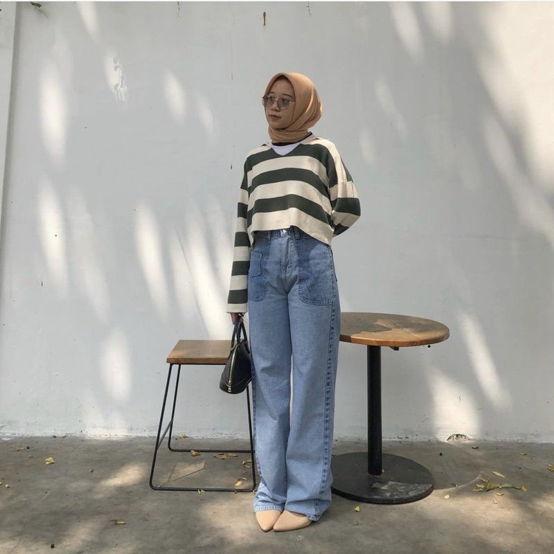 Sweater crop danira blaster/blouse wanita/atasan wanita