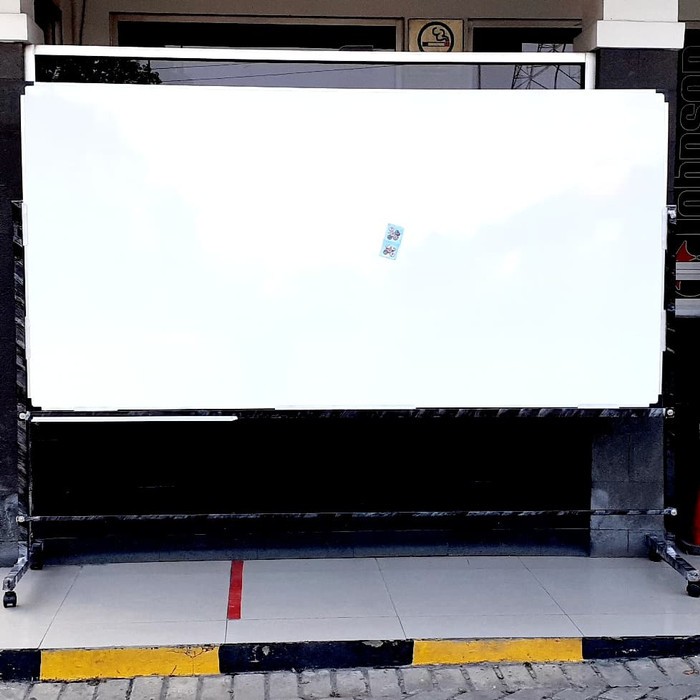 

papan tulis magnet standing 120 × 240 Cm