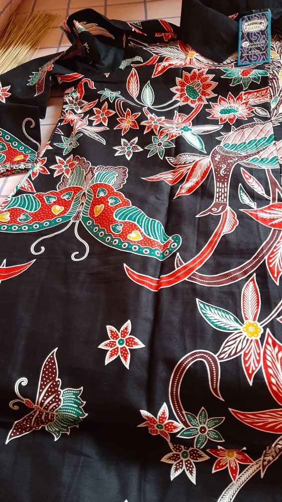 Grosir Terlaris Genes Jelita Tunic Navbor Yelbor Whitbor Creambor Tunik Batik Modern Hrb057