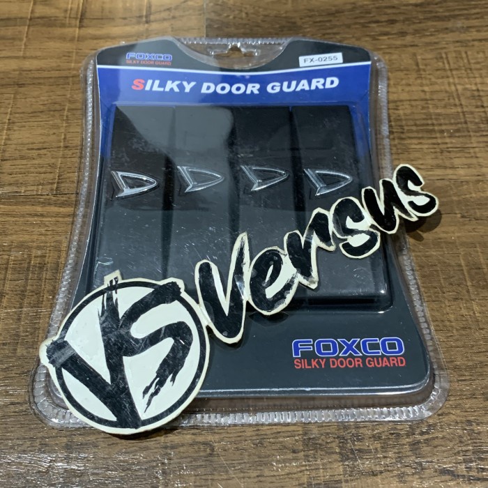 Silky Door Guard Daihatsu/Pelindung Pintu Logo Daihatsu