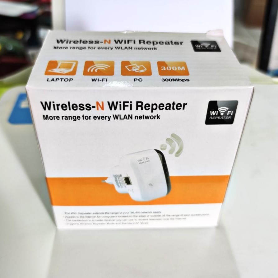 SKU-1226 WIFI REPEATER 300Mbps WIRELESS RANGE EXTENDER PENGUAT SIGNAL