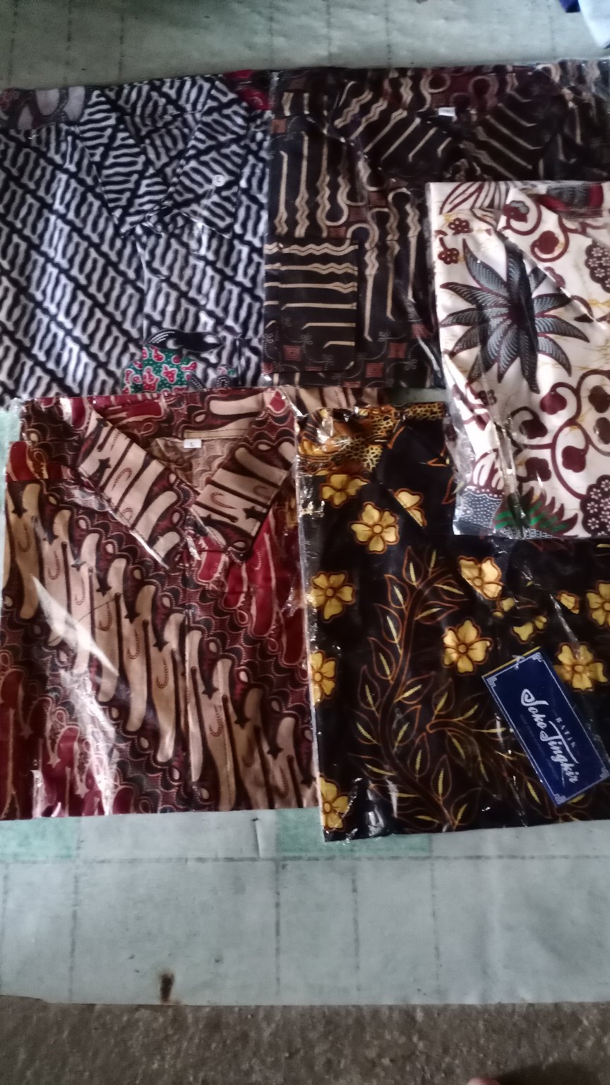Batik Kalongan | Kemeja Batik Kantor Lengan Pendek Unggul Jaya