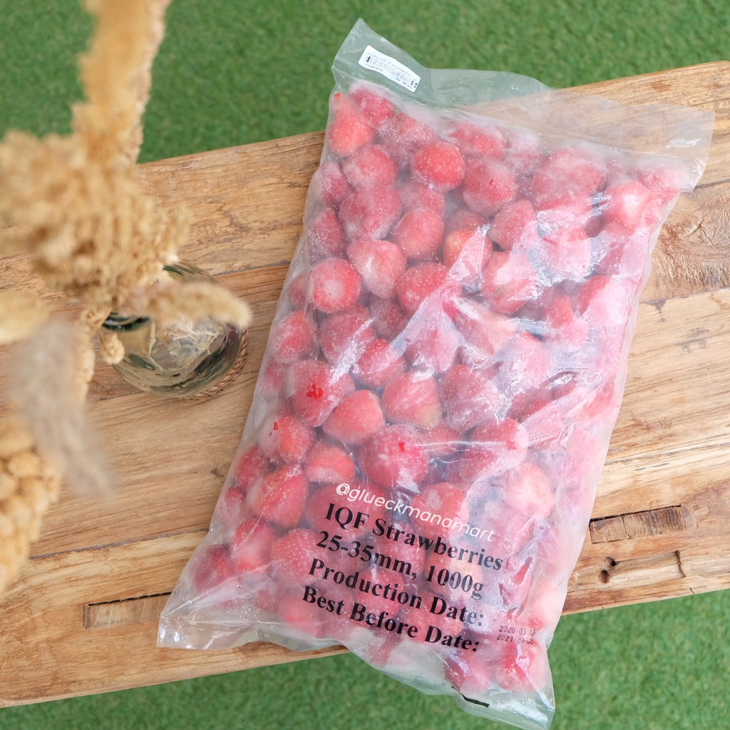 Frozen IQF Strawberries / Strawberry 1Kg