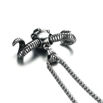 LT Kalung Rantai Liontin Kepala Tengkorak Bahan Stainless Steel Gaya Gothic untuk Pria