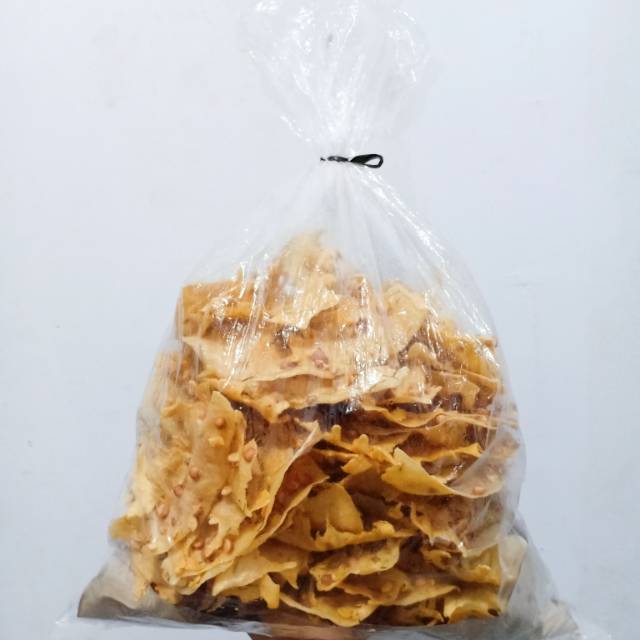 

Rempeyek Kacang atau Rebon