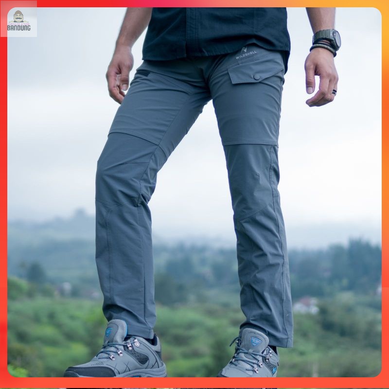 CELANA HIKING WILDSHELL SINGGALANG SERIES
