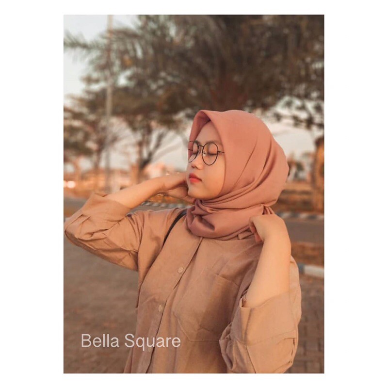 SALE WARNA RANDOM | Bella square azkia scarf