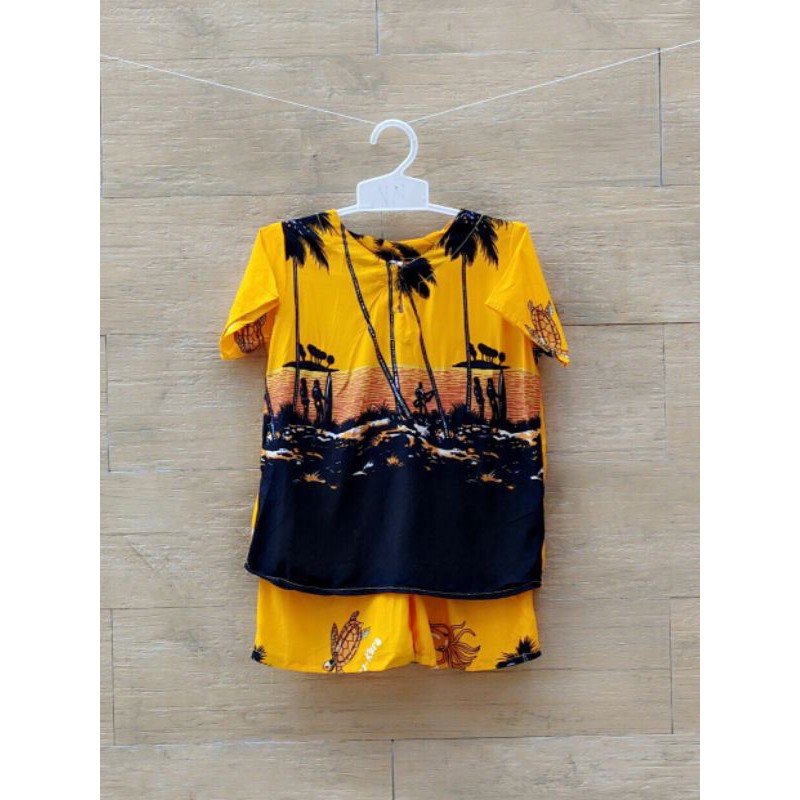 [SIZE EXTRA BESAR] PUSAT KULAKAN SETELAN BALI ANAK PANTAI CUMI BAHAN OKE BANGET-----&gt;&gt; LEHER KANCING DEPAN