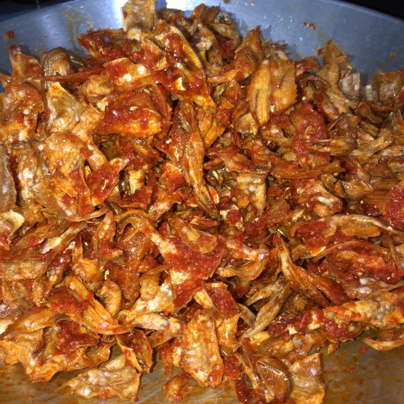 

IKAN ASIN BALADO / IKAN KAPAS TAWAR BALADO 500 GR
