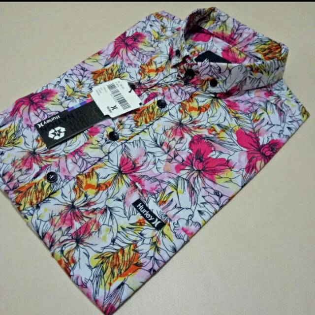 Kemeja pantai Hurley