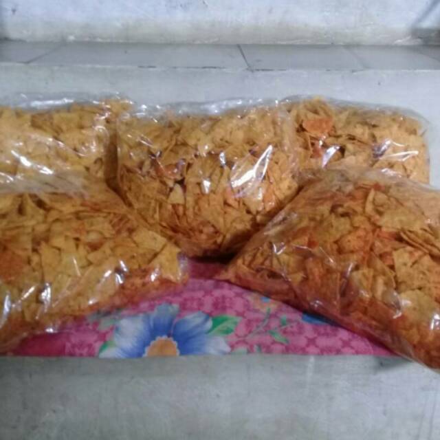

Kripik jagung kiloan