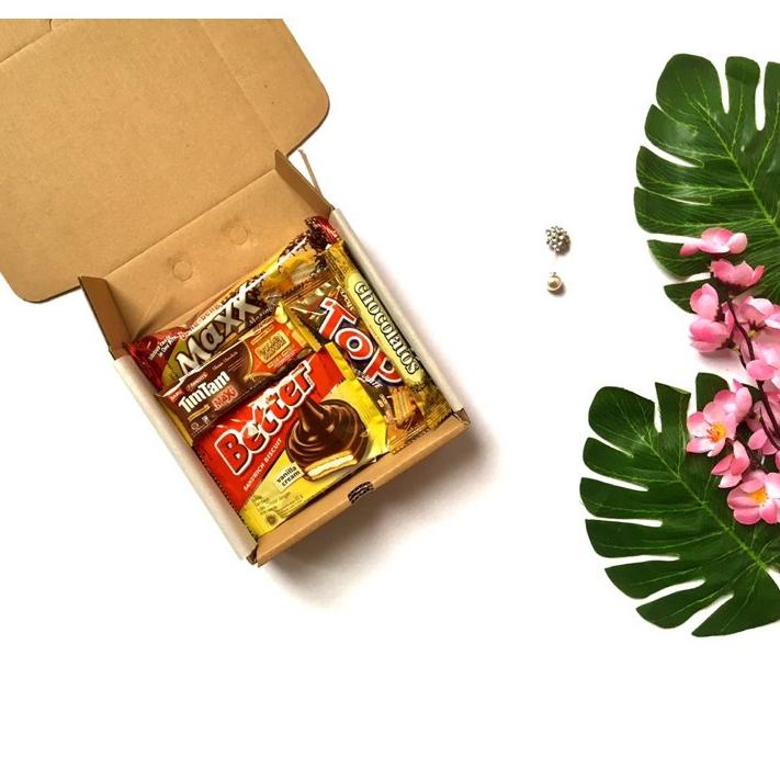 

Paylater Hampers Lebaran Snack Box Kado Ulang Tahun Natal Tahun Baru Hampers Lebaran | Termurah | Terbaik | Original