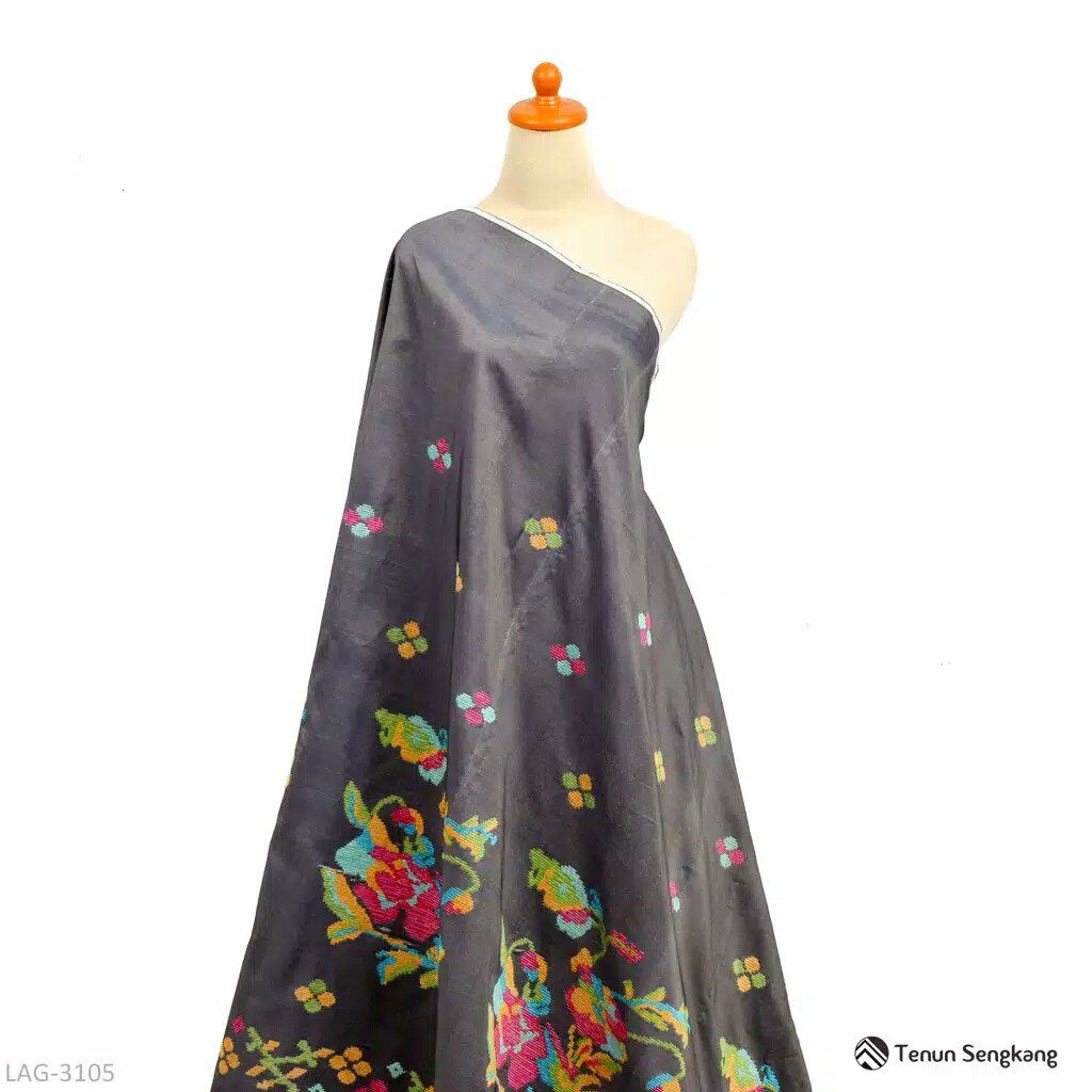 Kain Lagosi Meteran Abu-abu Tua - Tenun Sengkang (per 0.5 meter)