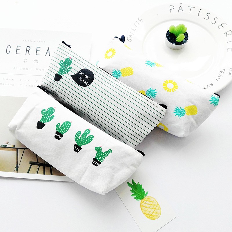 

Tempat Pensil Korea Model Kaktus Bahan Kanvas / Korean Cactus Canvas Pencil Case