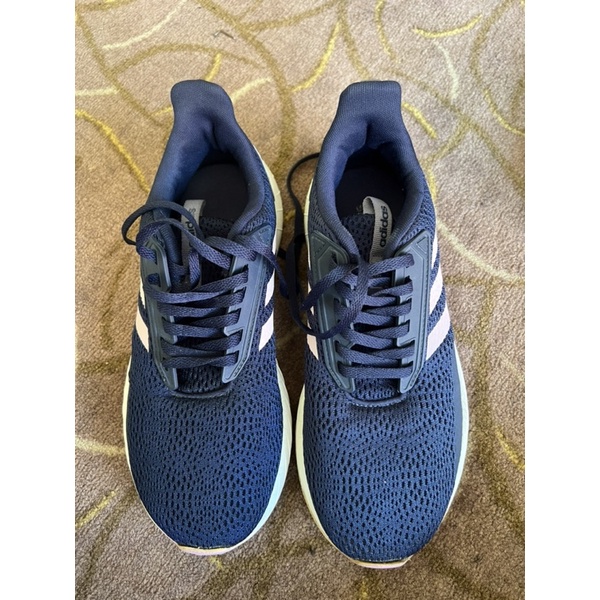 PRELOVED SEPATU ADIDAS QUESTAR DRIVE SIZE 38 muat sampai 40