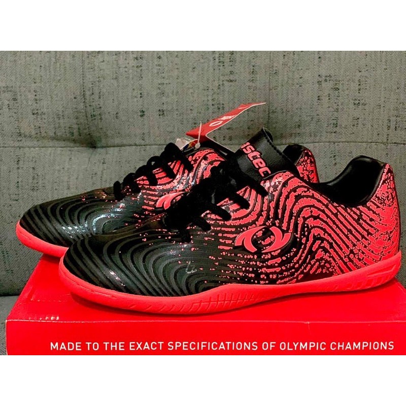 Astec sepatu bola ORI