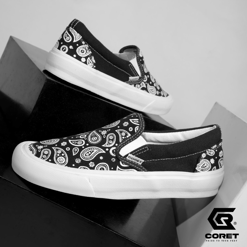 CORET Sepatu Slip On Vulcanized - Sepatu slipon Batik Hitam