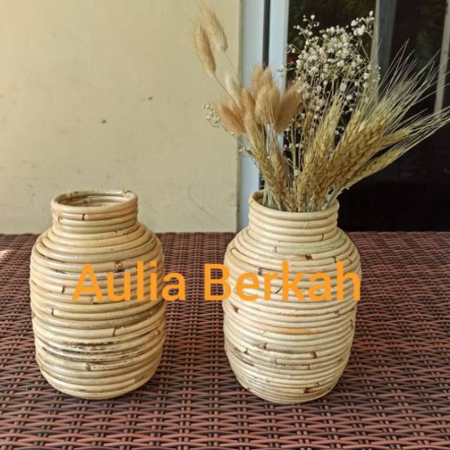 Guci Rotan Mini 20 cm/Vas Rotan 20cm
