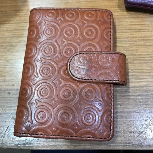 dompet kartu berliano