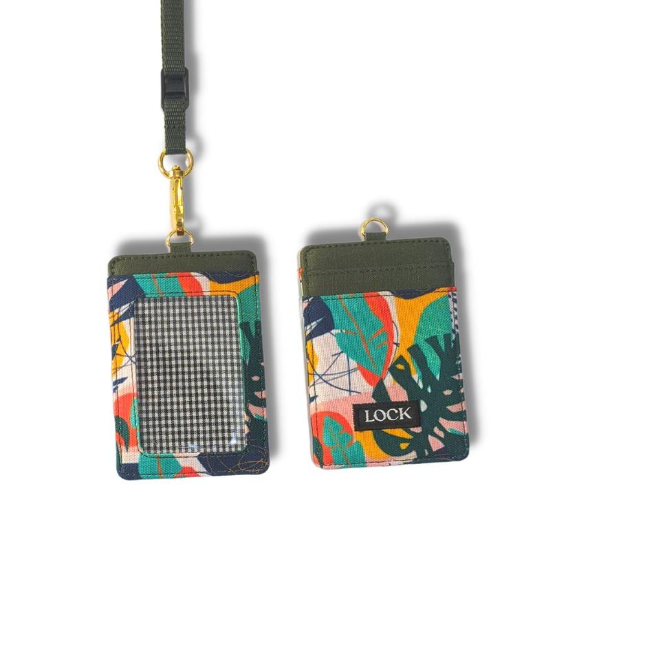 

Buruan pesan--Gantungan ID Card Kantor Kasual Kalung Name Tag Holder Lanyard Anti Air Pria Wanita LS6