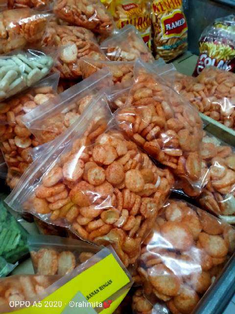 

Krupuk palembang rasa balado