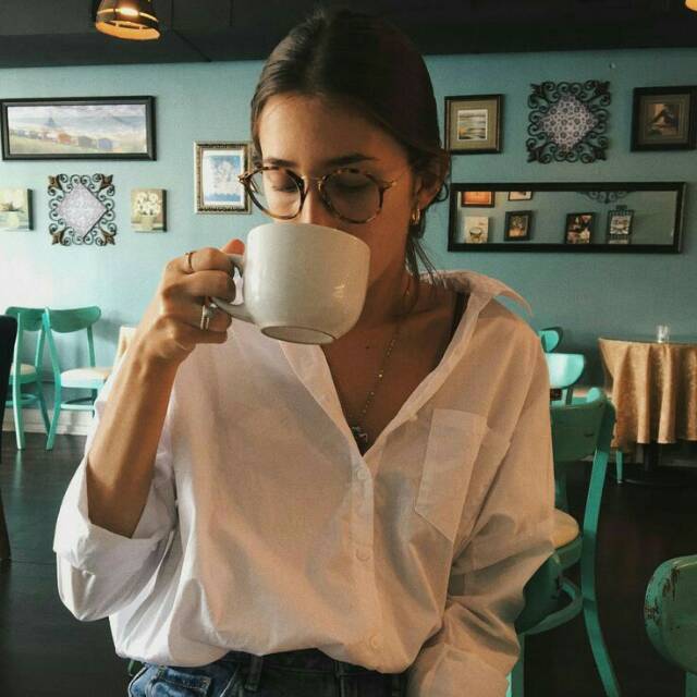 ayunda_mega