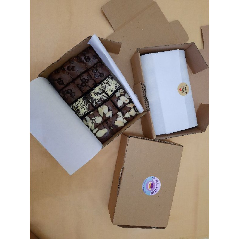 

Mini Brownies Fudgy / brownies( 15*10 ) / Syarla_kitchen