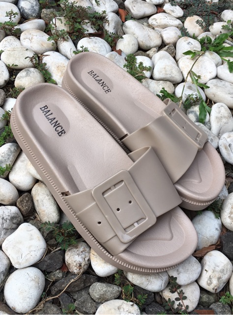 Sandal Birkins Gesper (Ukuran Kecil)