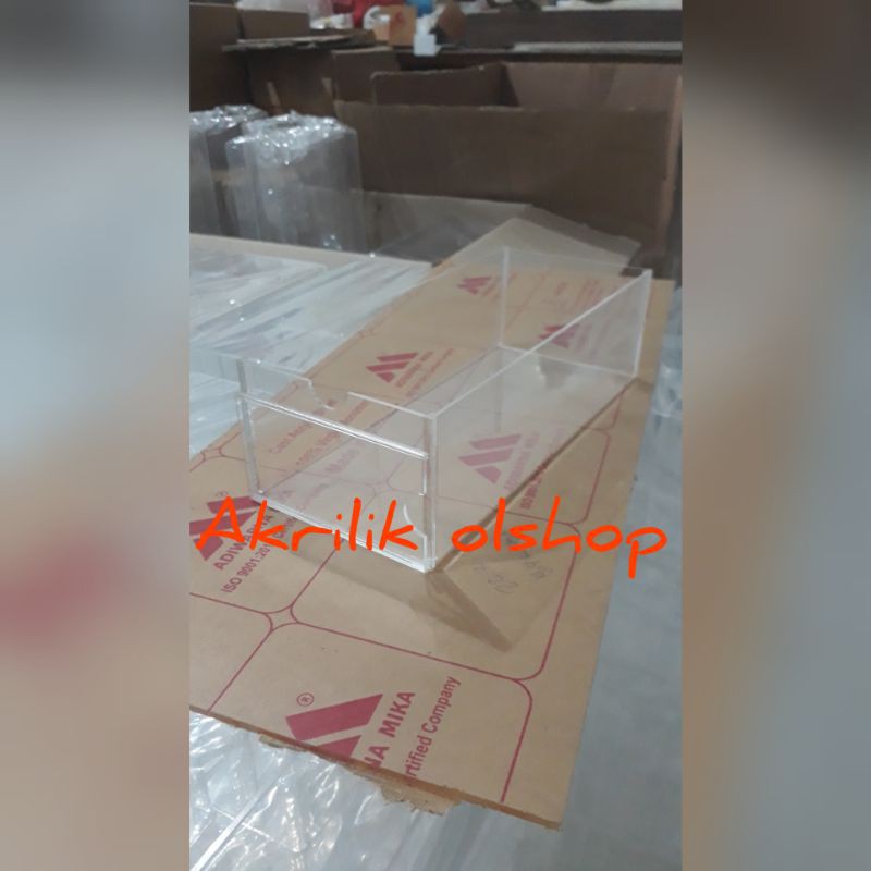 

box acrylic