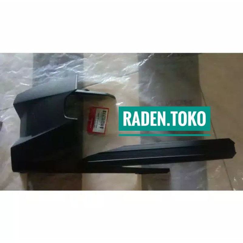 tutup rantai spakbor kolong new cbr 150 r cbr150r ori orisinil original honda