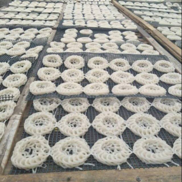

Babangi ( krupuk mentah ) 1 kg
