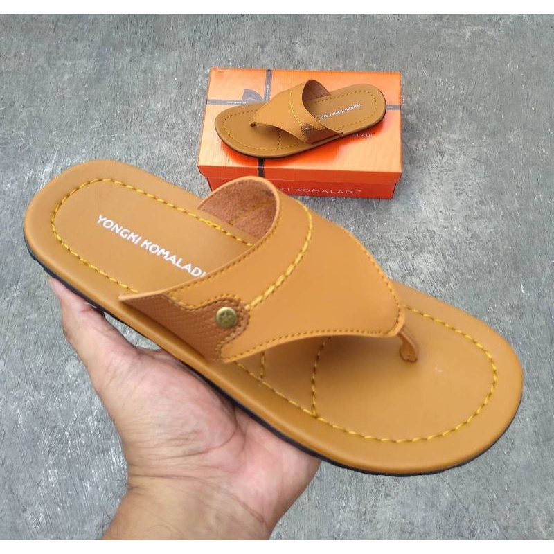 Sandal Yongki Komaladi Cowok
