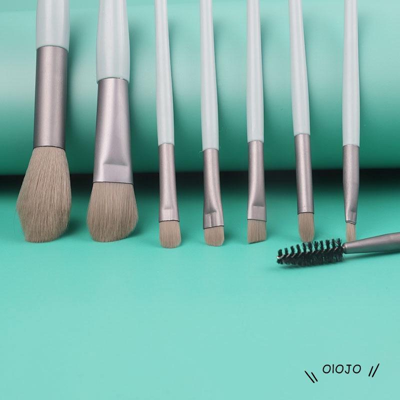 8pcs / Set Brush Makeup Bahan Nilon Untuk Eyeshadow / Blush On / High GlossBuku ol