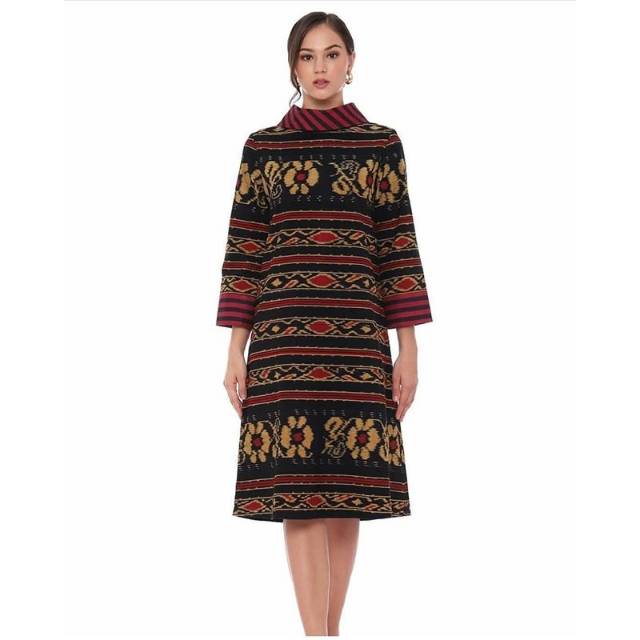 Dress tenun etnic kain troso motif bunga