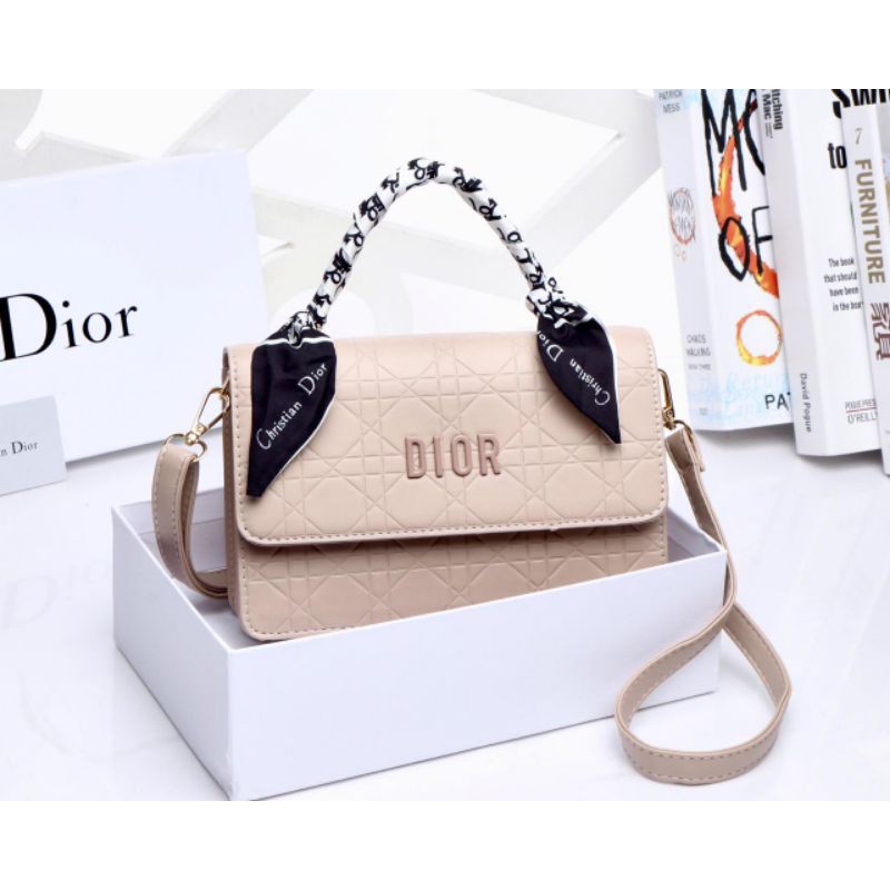 Dior Embossed Bag Code : 6677 