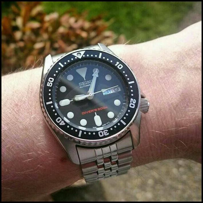 JAM TANGAN PRIA SEIKO AUTOMATIC SKX007K2 / SKX007 DIVERS 200M ORIGINAL HEMAT