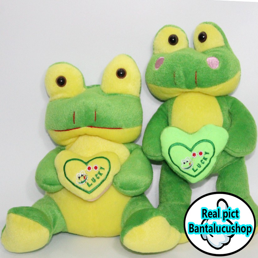 Boneka kodok love