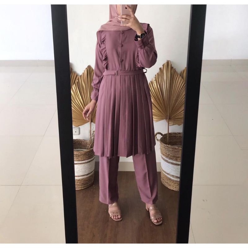 SETELAN TUNIK DAN CELANA / HALIKA SET 2IN1 ONE SET WANITA /ITY CREPE PREMIUM /FASHION MUSLIM [busui]