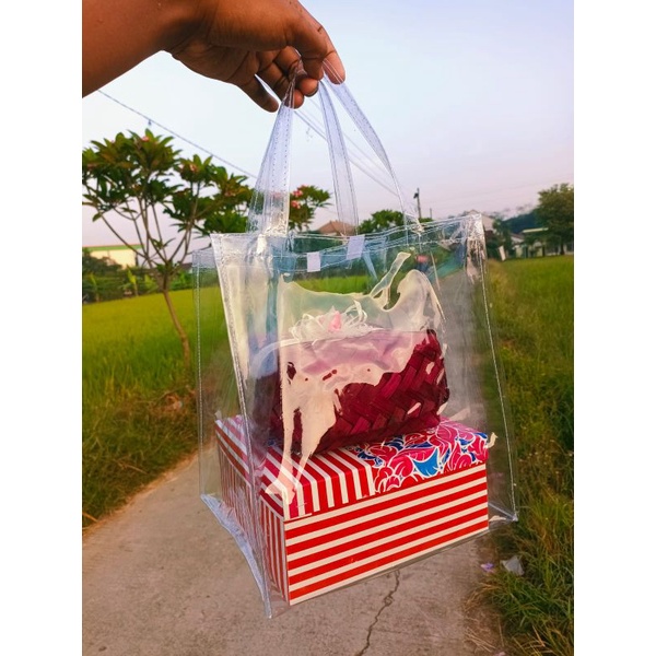 

Tas Souvenir Umroh dan Haji READY STOK 25*22*28