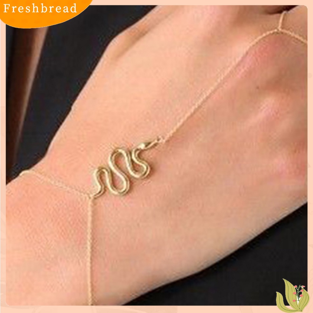 [Fresh] Gelang Tangan Kait Cincin Harness Motif Ular Simple Bahan Metal Warna Gold untuk Wanita