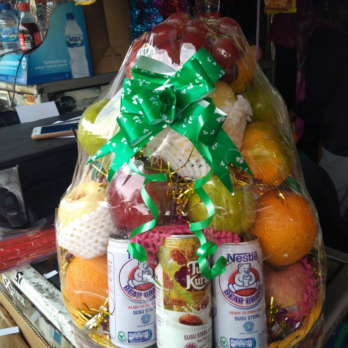 

Kurma Terbaru - Buah Parcel Komplit Susu 2 Dan Minuman Kurma 1