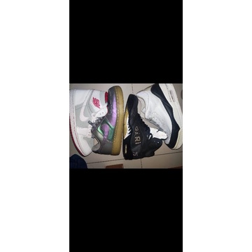 1. Jordan hare colabs dengan Looney tunes size 42  2. Nike air force one "Chameleon" Rare Size 42  3