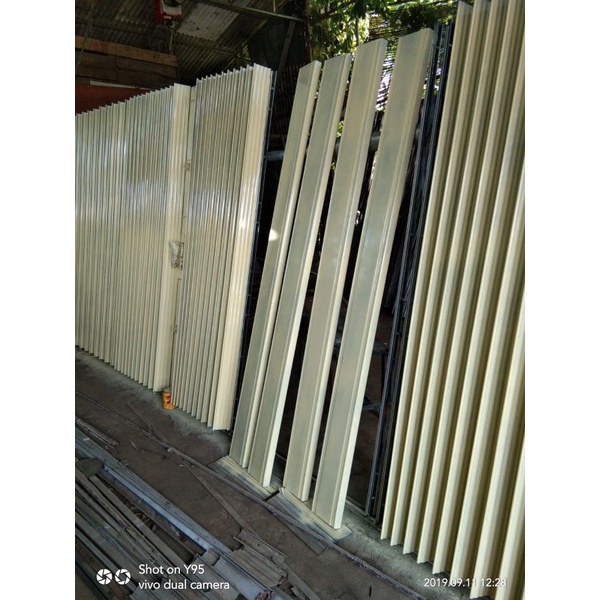 folding gate rolling door