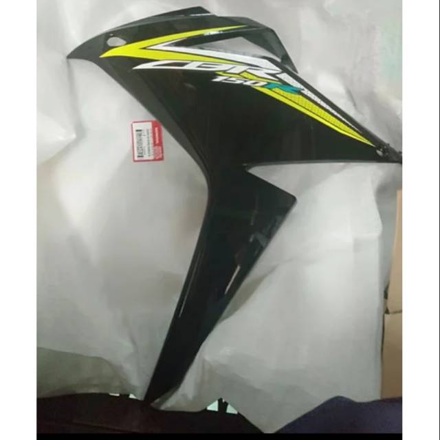 SAYAP SAMPING CBR150R K45G HITAM COVER BODY SAMPING CBR150 R HITAM ORIGINAL