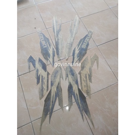 striping stiker sticker lis suzuki thunder 125 thunder125 2008 2007 abu abu hitam biru original